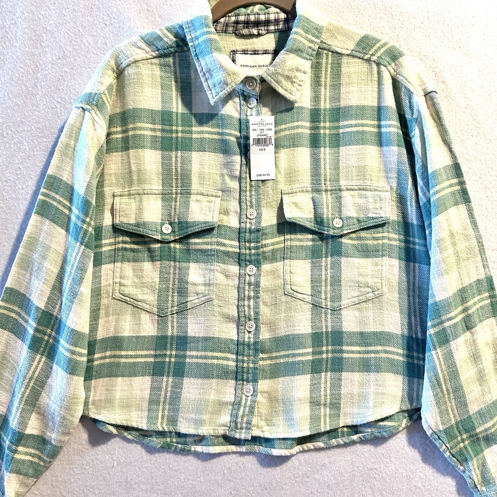 American Eagle S Small Flannel Green‎ Plaid Button Up Cropped Oversized Pockets